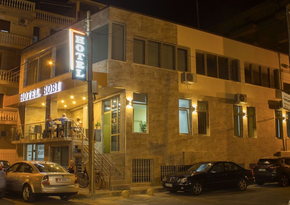 undefined Bobi Hotel 6