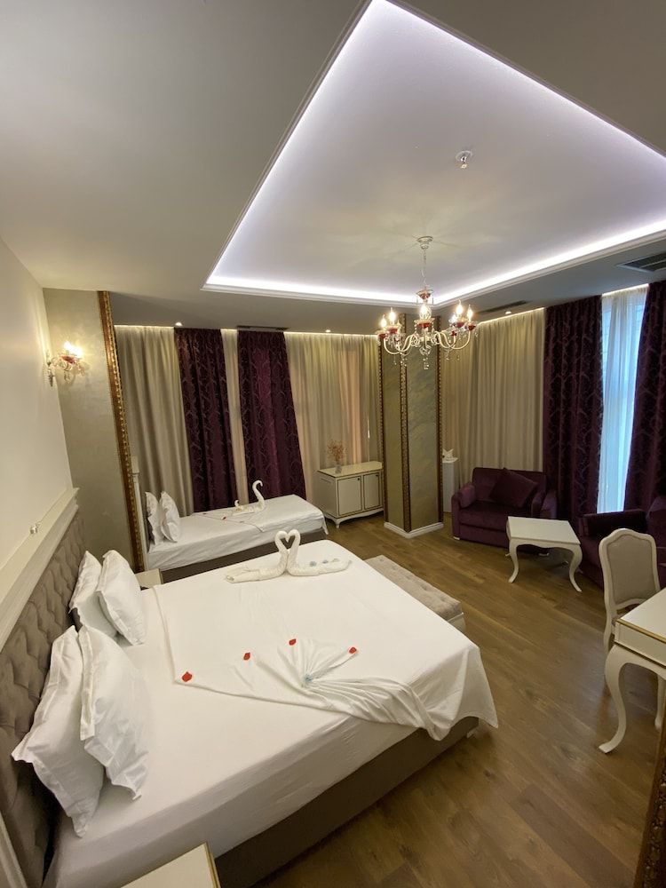 undefined The Red Bricks Hotel 3