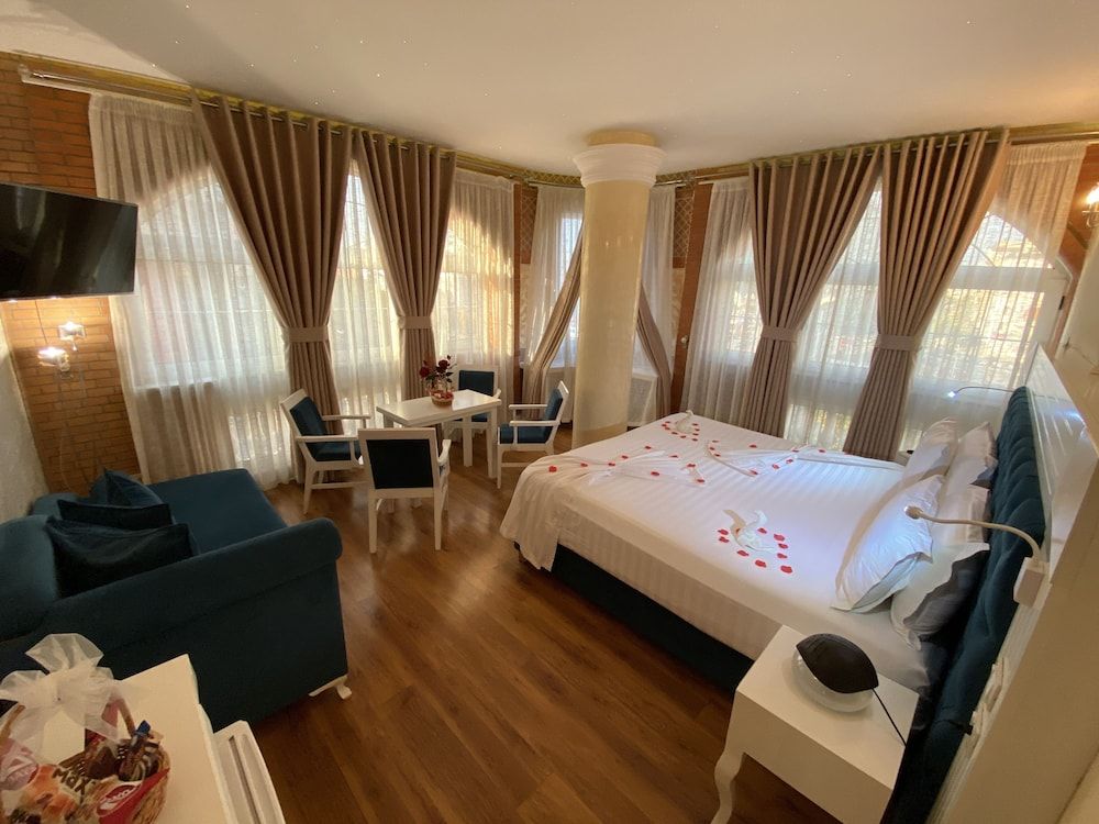 undefined The Red Bricks Hotel 2