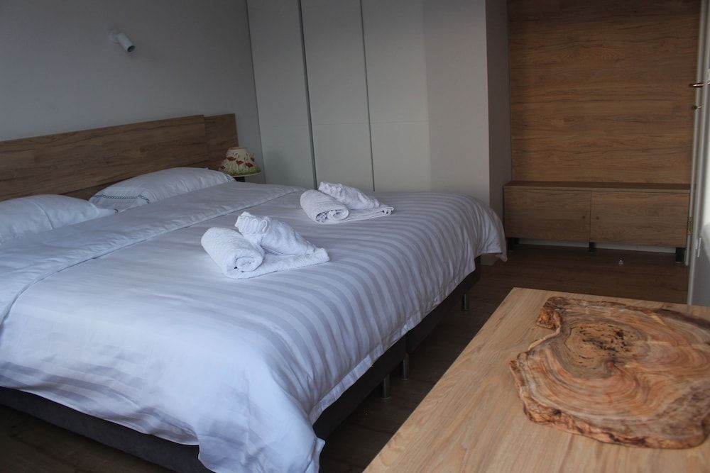 undefined Lake Muse Apartments 4