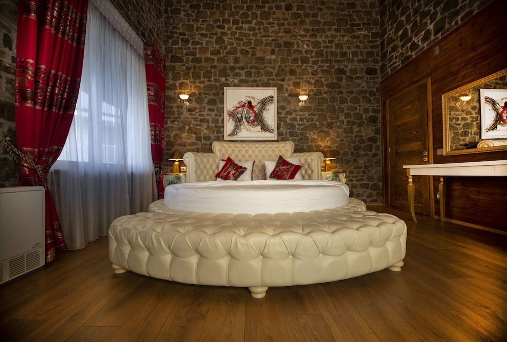 undefined Vila Leonard 9