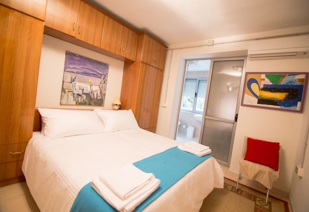 Double Room, Balcony