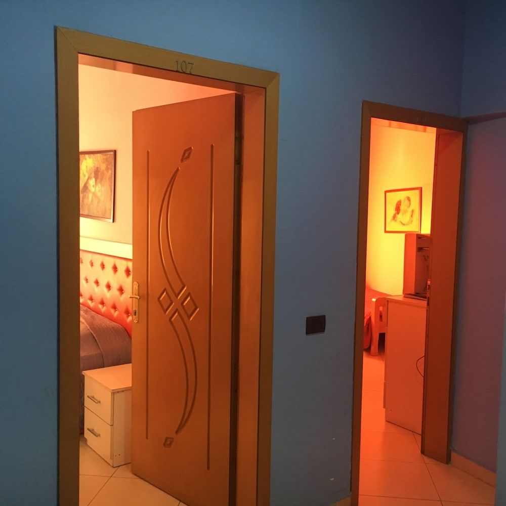 Star hotel Economy Quadruple Room, 4 Bedrooms, City View 3