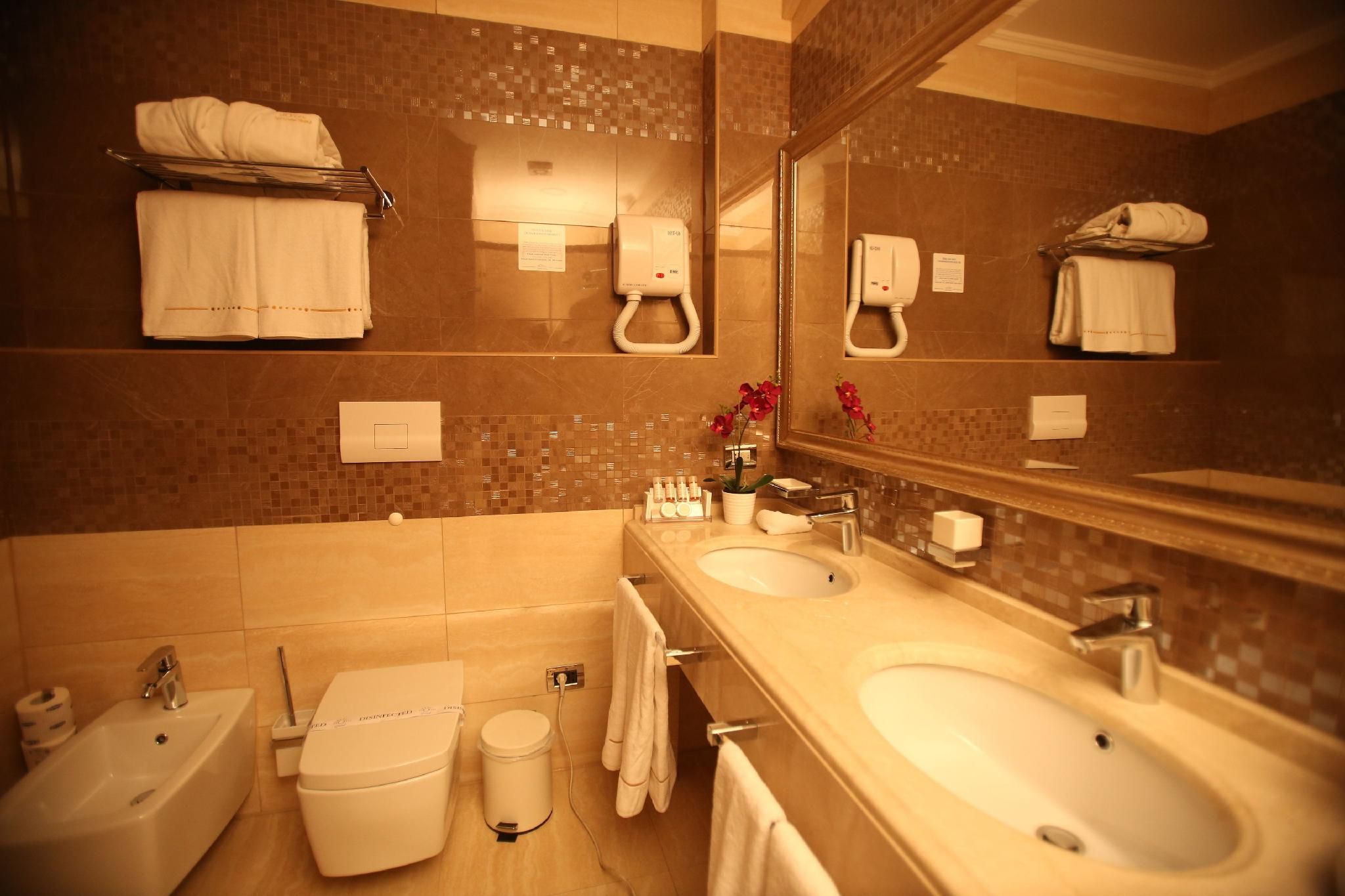 undefined Grand Hotel & Spa Tirana 5