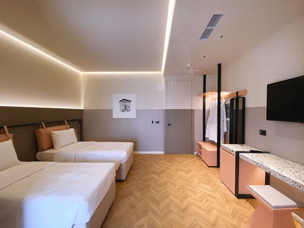 undefined Iliria Boutique Hotel 4