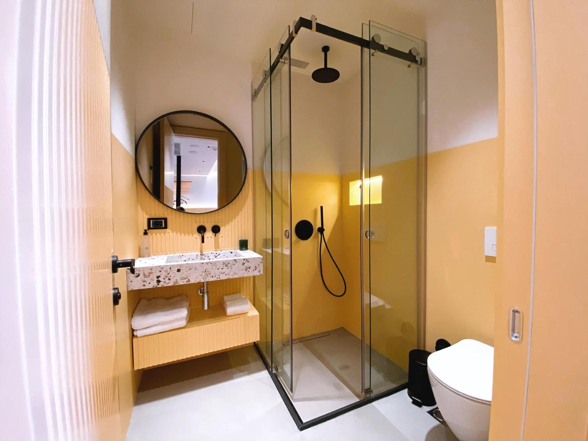 Iliria Boutique Hotel Deluxe Double or Twin Room 6