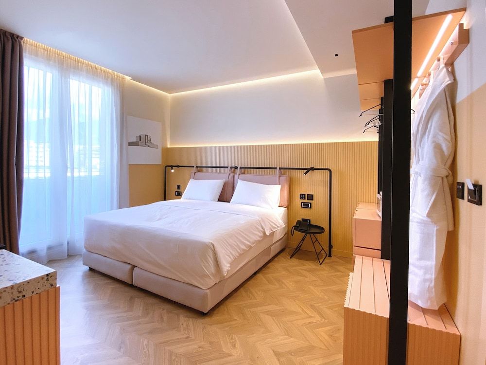 Iliria Boutique Hotel Deluxe Double or Twin Room 2