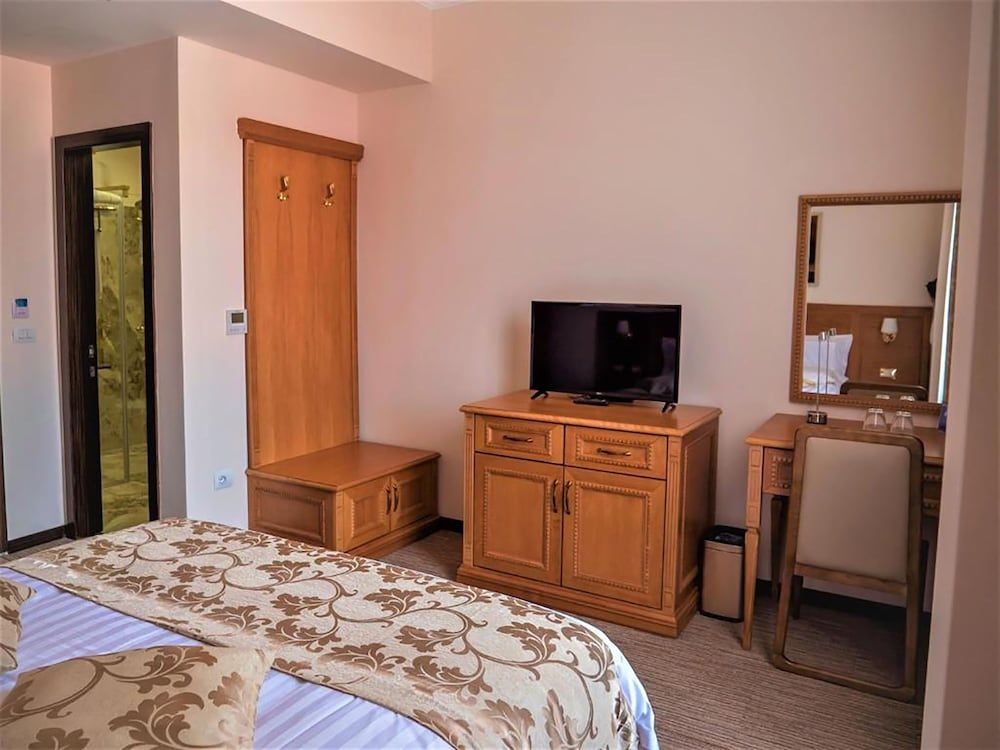 Hotel Boka Double Room, City View 9