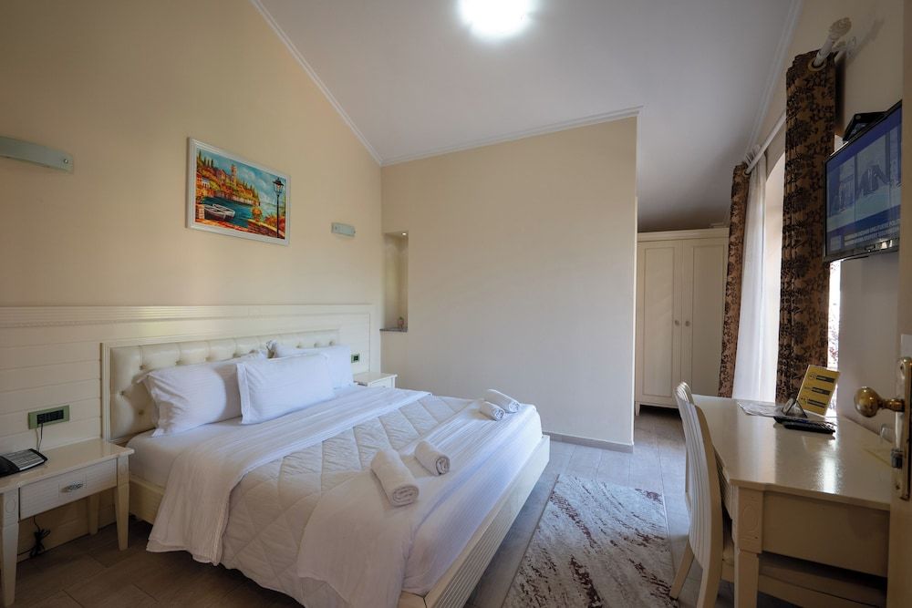 Olimpic Hotel Double Room, Balcony 2