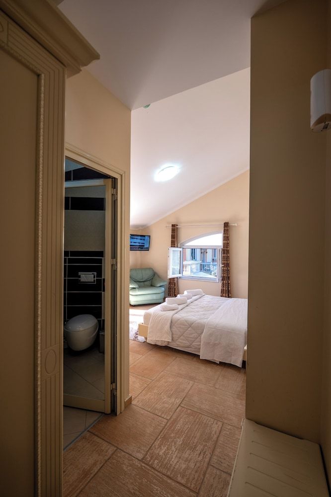 Olimpic Hotel Double Room, Balcony 25