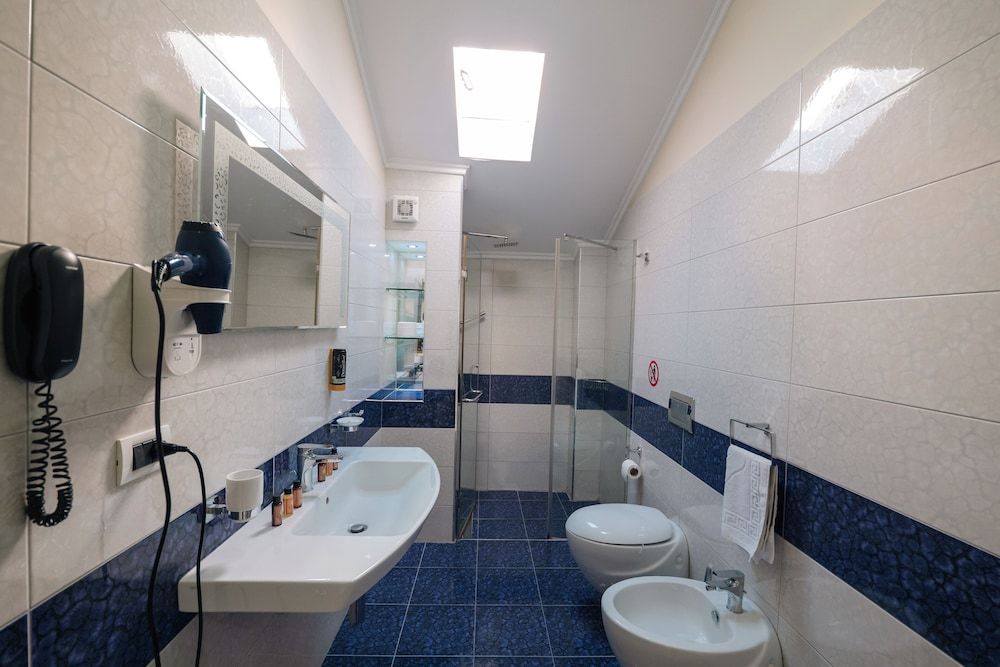 Olimpic Hotel Twin Room 12