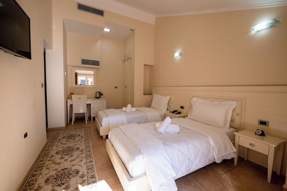 Olimpic Hotel Twin Room 8