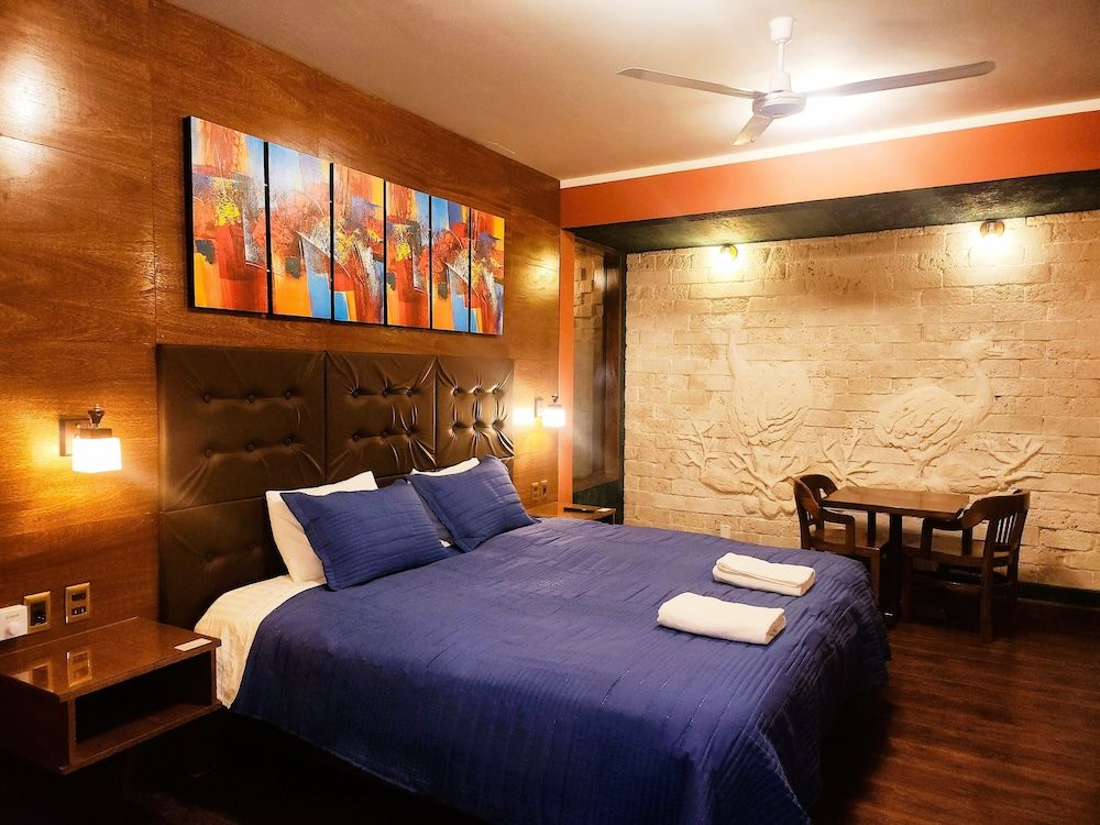 Hostal Cagnapa Restobar Comfort Studio Suite 2