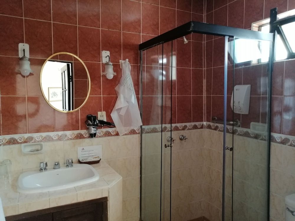 Hotel de Su Merced Deluxe Twin Room, 1 Bedroom, Private Bathroom 6