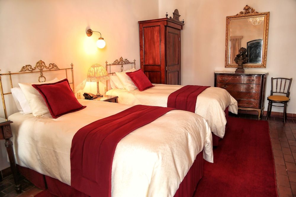 Hotel de Su Merced Deluxe Twin Room, 1 Bedroom, Private Bathroom 3