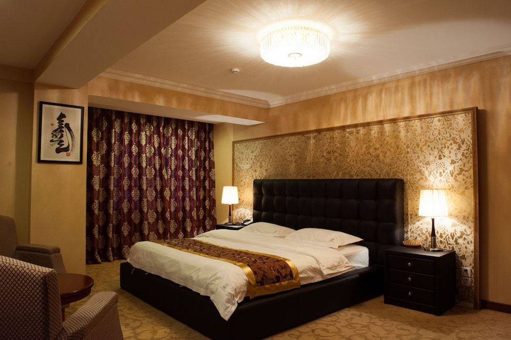 Platinum Hotel Royal Double Room 7