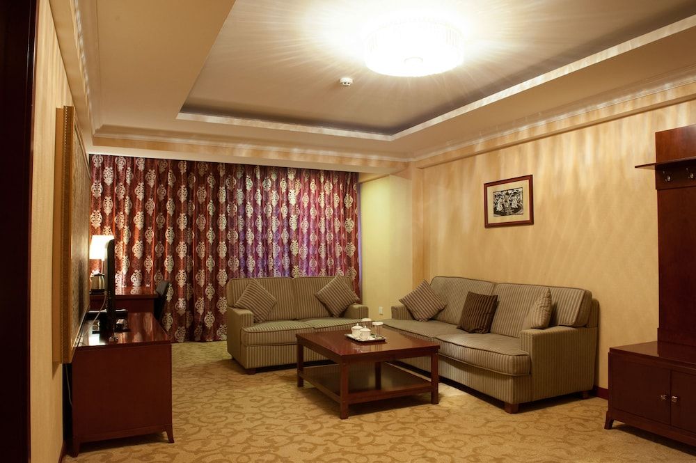 Platinum Hotel Royal Double Room 5