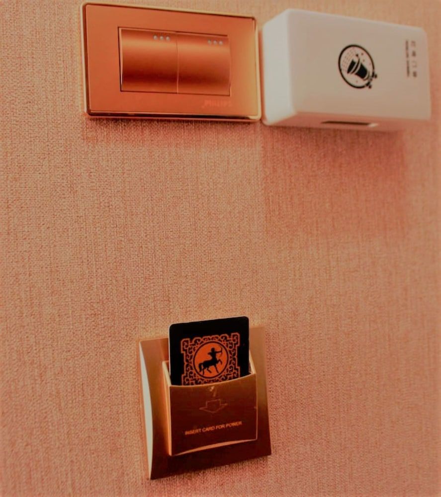 Kentavr Hotel Deluxe Single Room 3