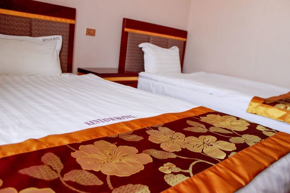 Kentavr Hotel Deluxe Twin Room