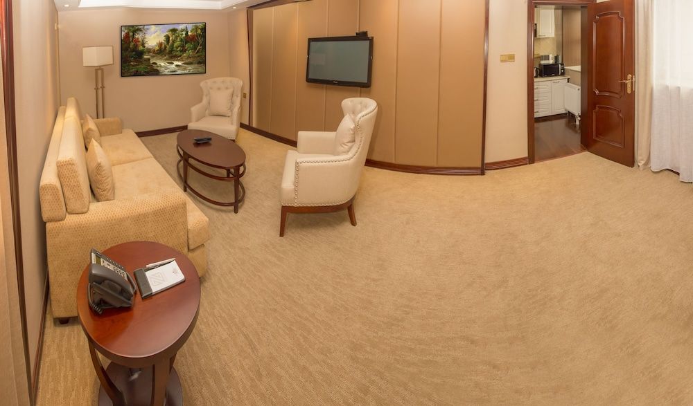 undefined Zuchi Hotel 6