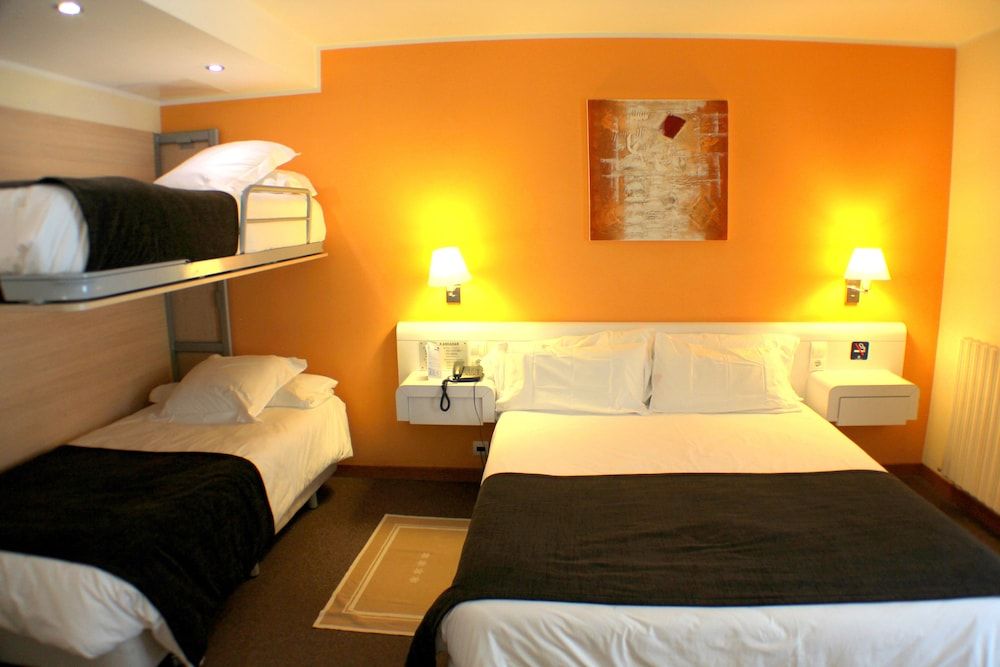 Quadruple Room Street View