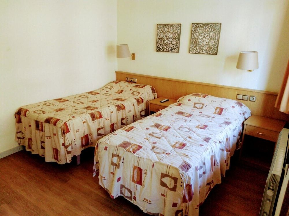 Basic Double or Twin Room