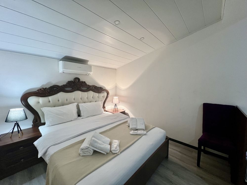 Family Studio Suite