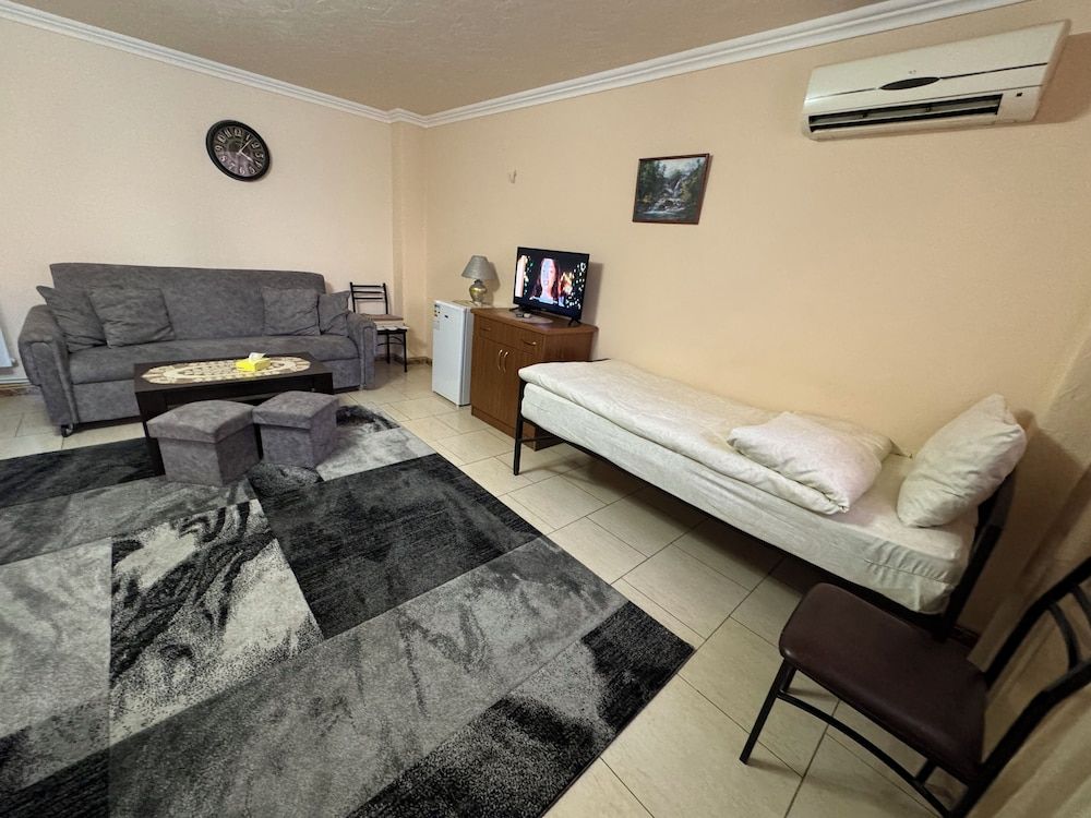 ALEM HOTEL Economy Triple Room 4