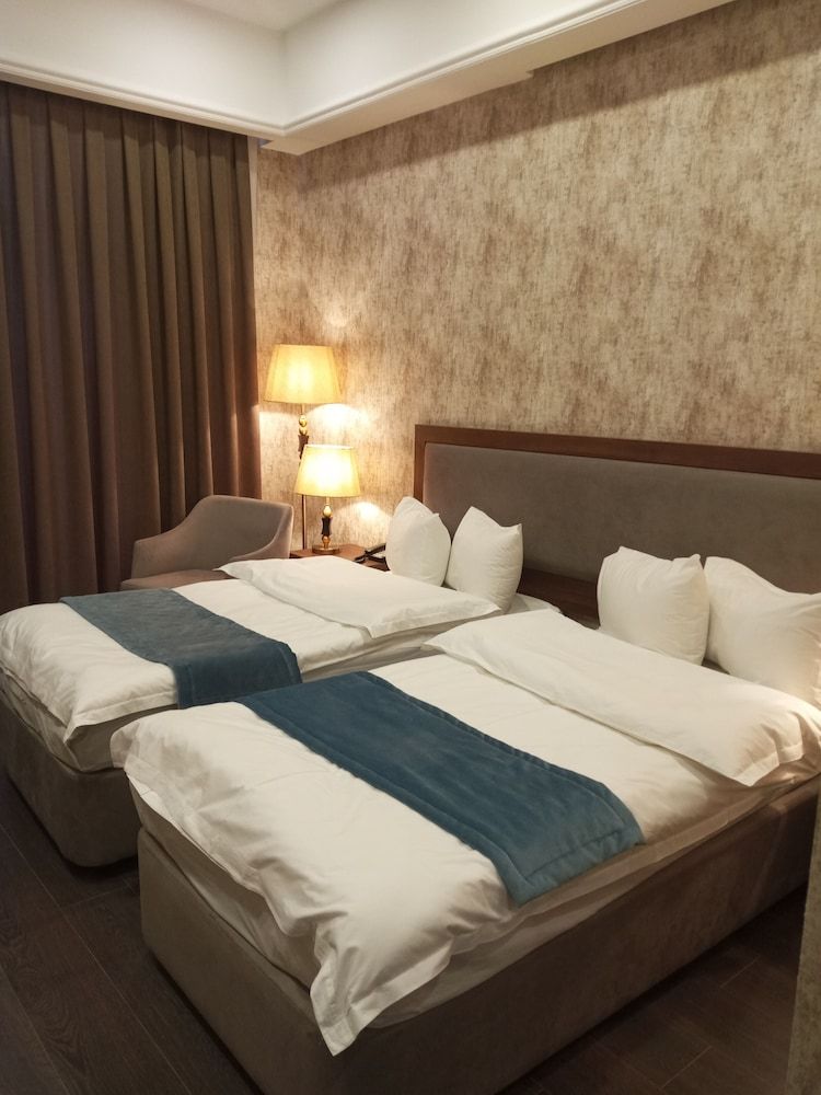 Macara Sheki City Hotel Standard Twin Room 2