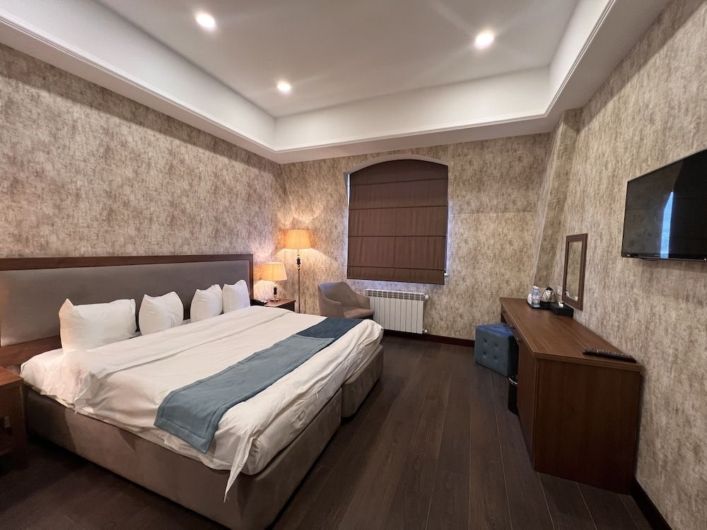 Macara Sheki City Hotel Standard Double Room 2