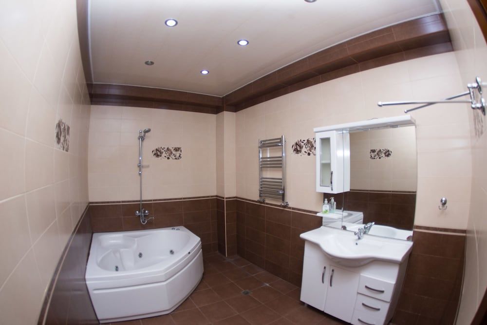 undefined Bakuvi Tourist Apartment B095 9