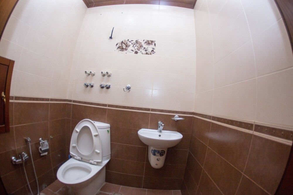 undefined Bakuvi Tourist Apartment B095 8