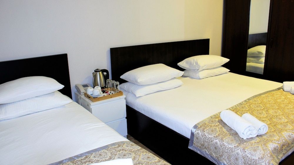 All Stars Hotel Family Triple Room, Multiple Beds, Private Bathroom, City View