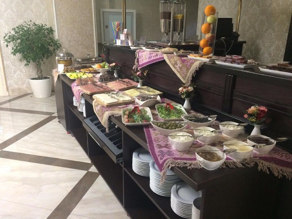 undefined Rose Inn Hotel Baku 6