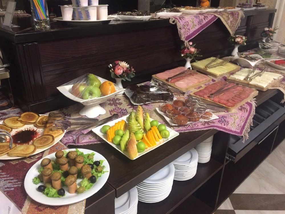 undefined Rose Inn Hotel Baku 7