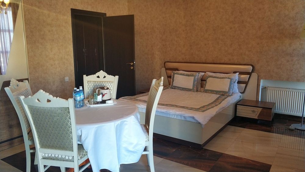 Duplex, Sea View