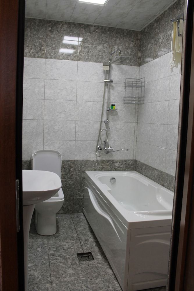 East House Hotel Luxury Room 10