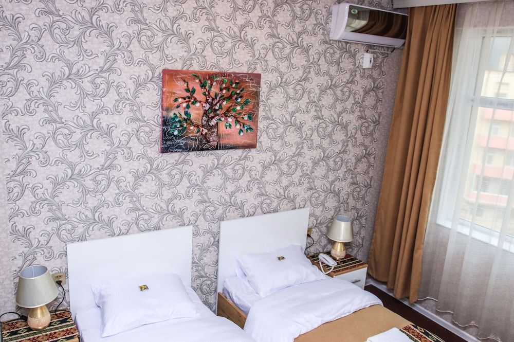 Double or Twin Room, Private Bathroom (#504)