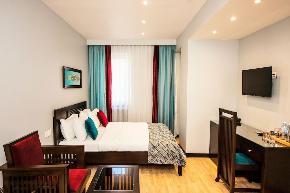 Hazz Hotel Baku Basic Double or Twin Room, Multiple Beds, Non Smoking 7