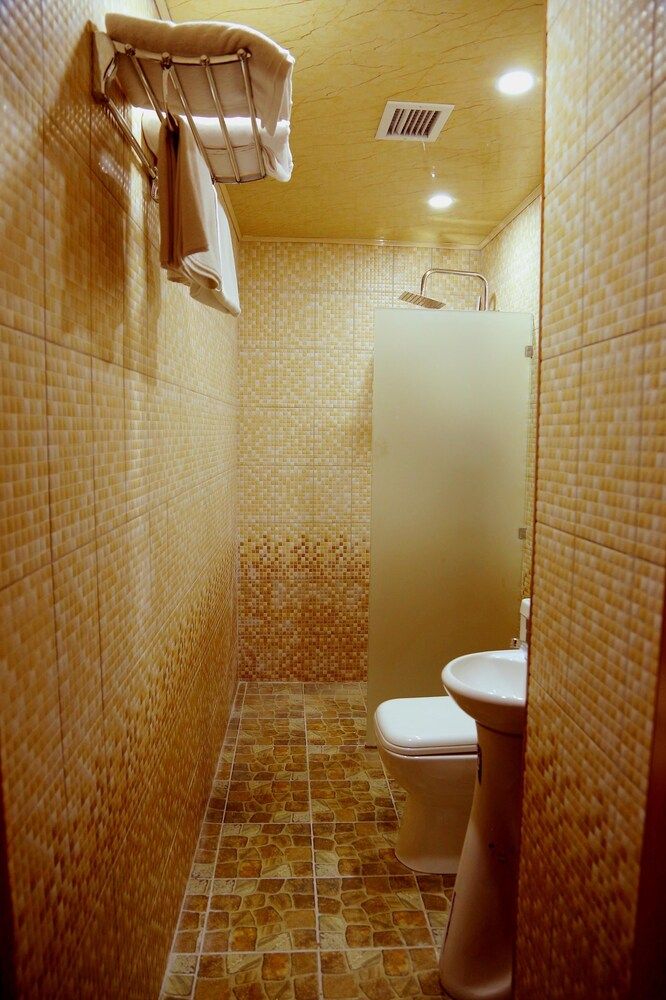 Best Center Hotel Economy Single Room 6