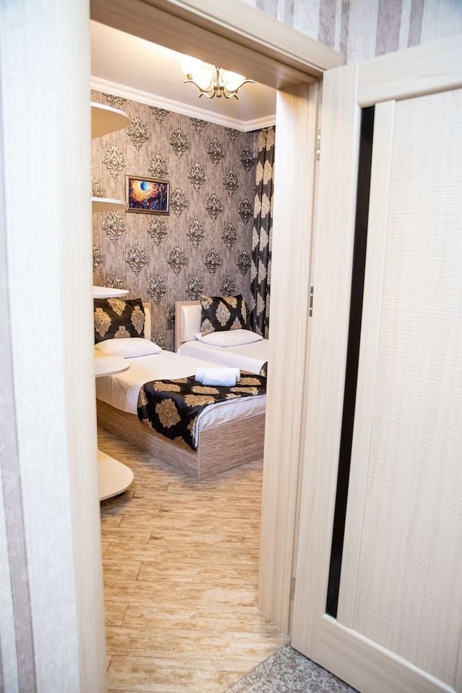 Sebail Inn Hotel Standard Quadruple Room 2