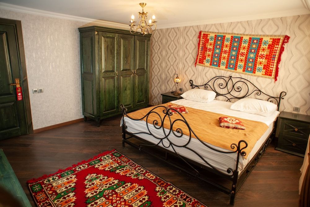 D&J Old City Hotel Superior Double Room, 1 King Bed, Partial Sea View 4