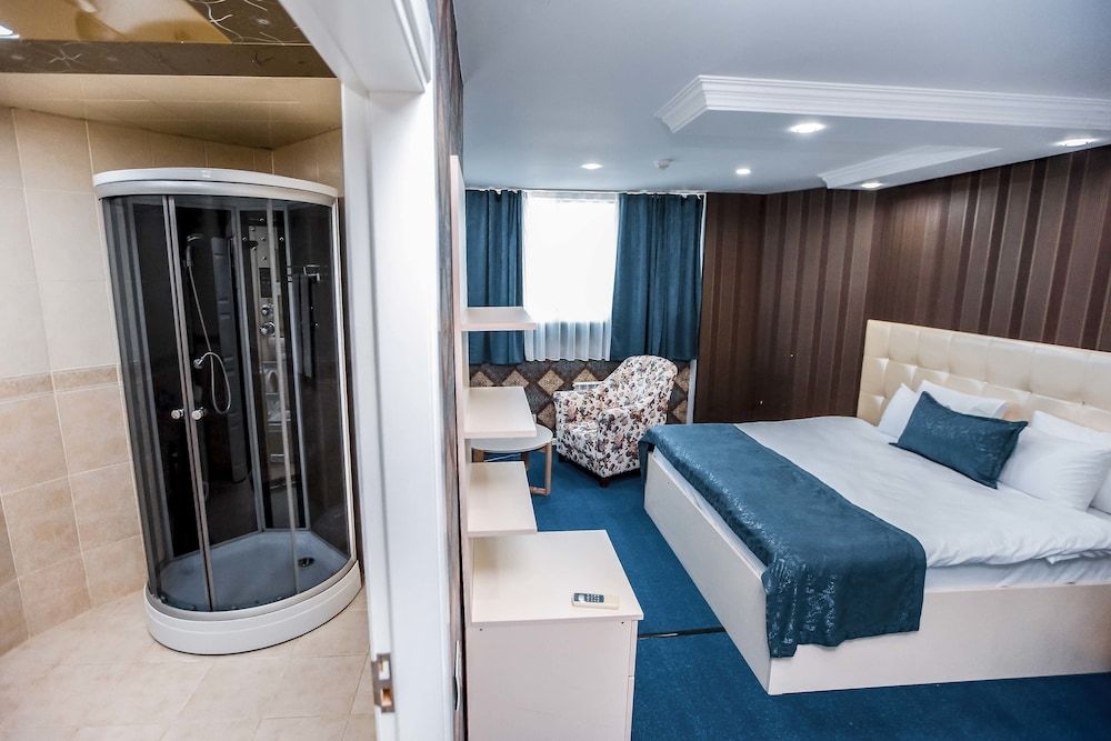 Nine Hotel Standard Room 27