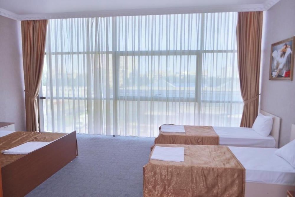 undefined Riva Inn Baku 5