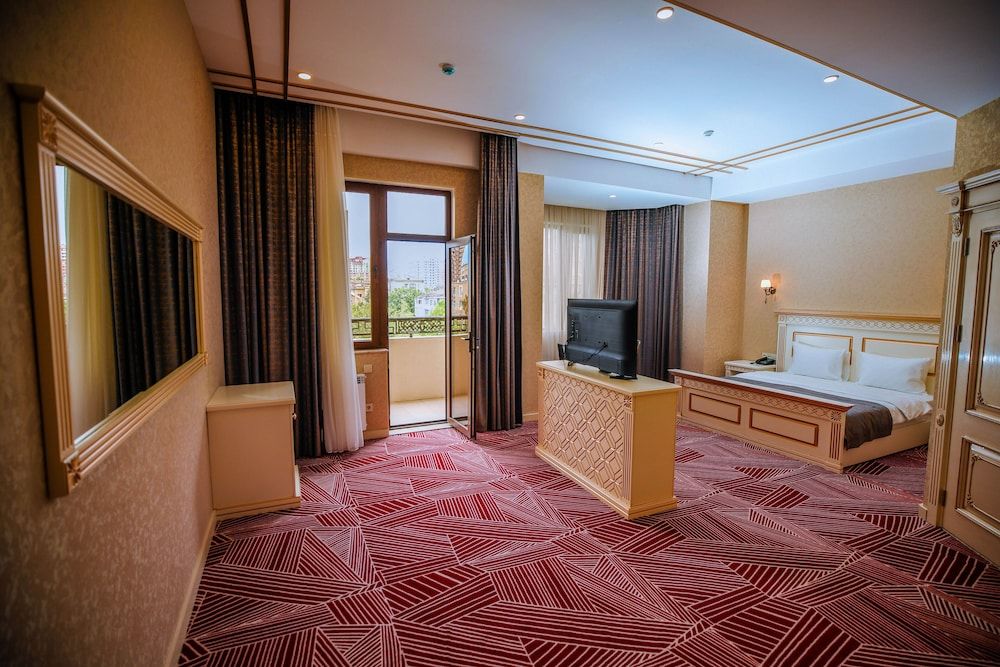undefined Krone Hotel 3