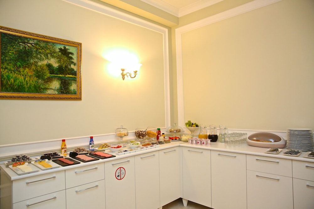 undefined Miraj Hotel 3