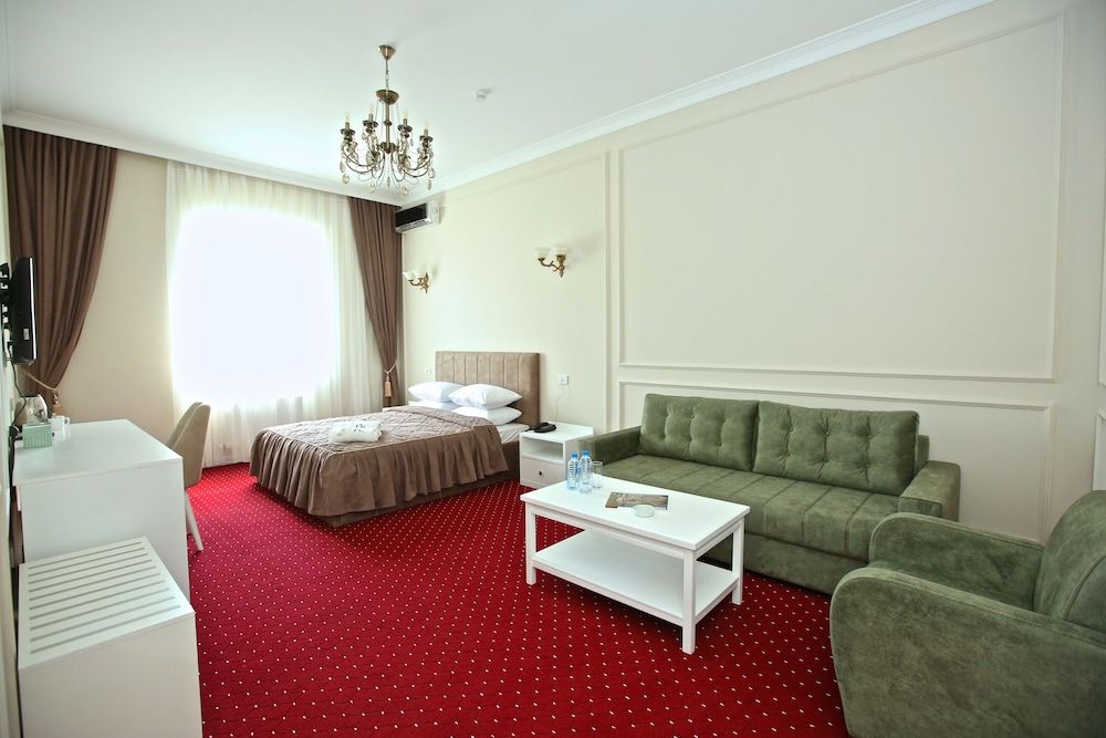 undefined Miraj Hotel 10