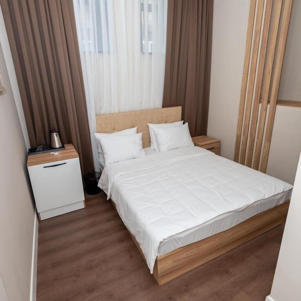 OLF Hotel Standard Room 2