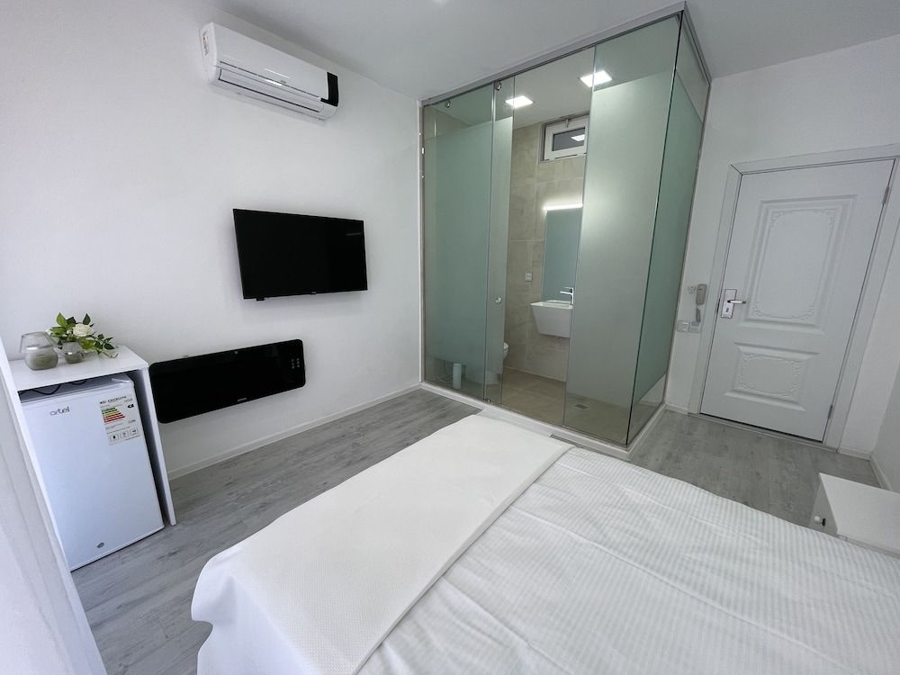 La Maison Blanche Baku Economy Room 3