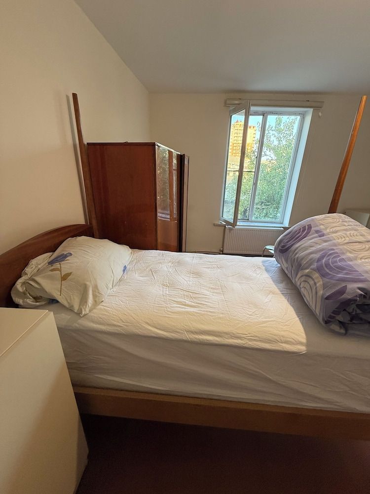 Rova Hotel/Hostel Economy Shared Dormitory, Multiple Beds, Non Smoking, Garden Area 10